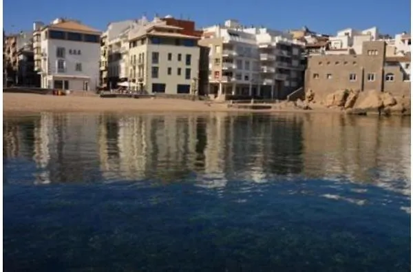 Apartament El Niuet L' Escala 0*,